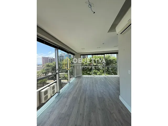 Sala à venda, no bairro Higienópolis em Porto Alegre