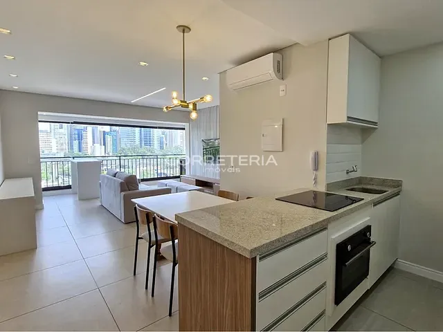 Apartamento 1 quarto e 1 banheiro, à venda, no bairro Vila Cordeiro em São Paulo