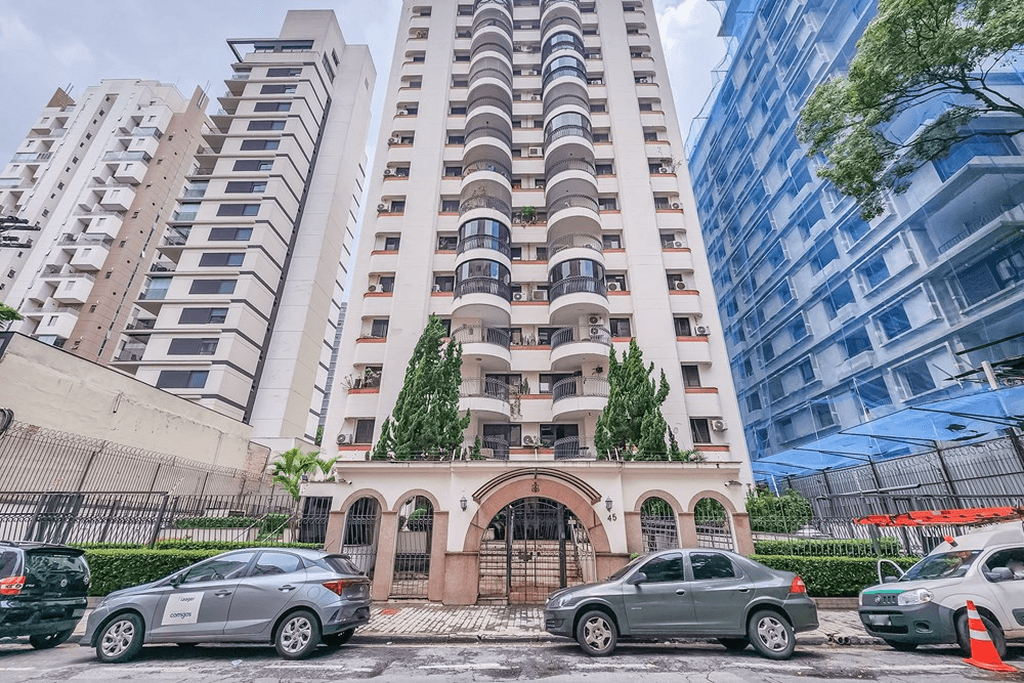 Apartamento à venda 3 Quartos 3 Suites 2 Vagas 95M² Moema São Paulo - SP