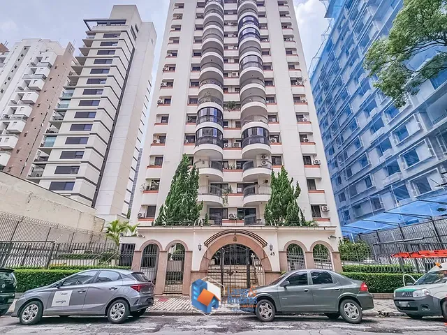 Apartamento 3 quartos e 5 banheiros, à venda, no bairro Moema em São Paulo