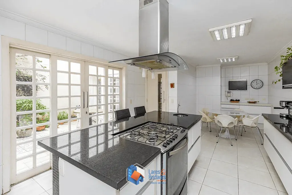 Casa, 4 quartos, 260 m² - Foto 42