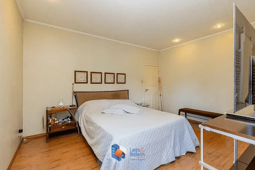 Casa, 4 quartos, 260 m² - Foto 9