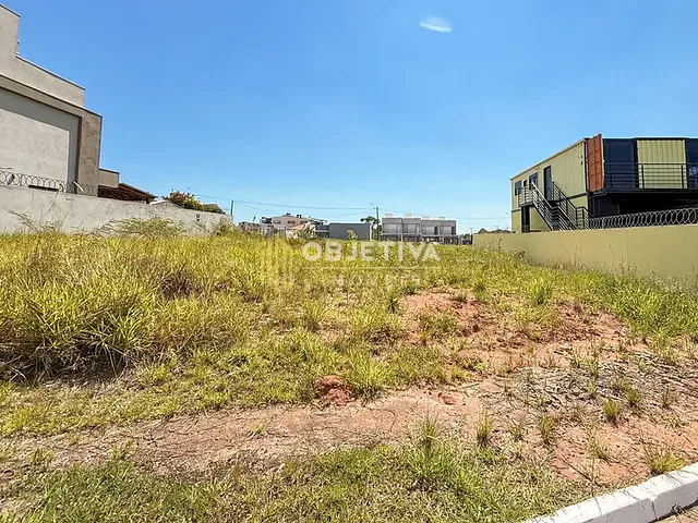 Terreno à venda, no bairro Igara em Canoas