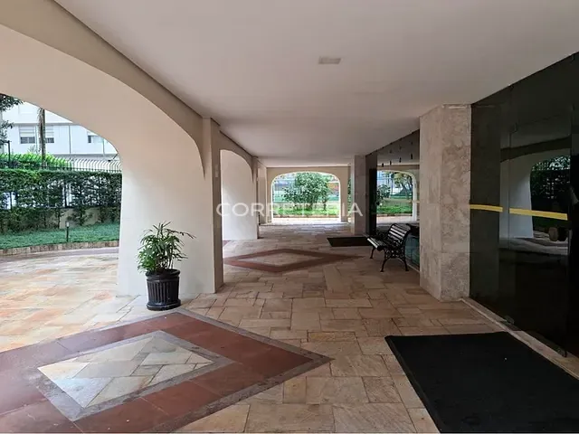 Apartamento 3 quartos e 3 banheiros, à venda, no bairro Moema em São Paulo