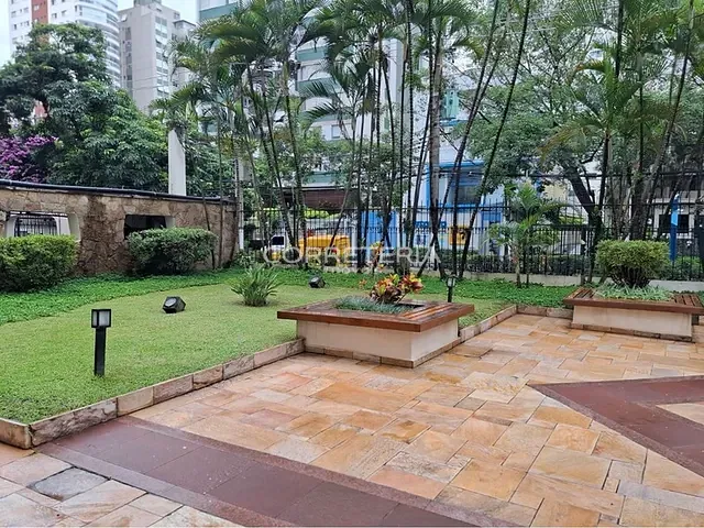 Apartamento 3 quartos e 3 banheiros, à venda, no bairro Moema em São Paulo