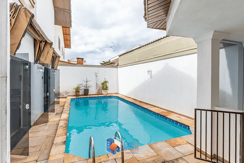 Casa, 4 quartos, 373 m² - Foto 1