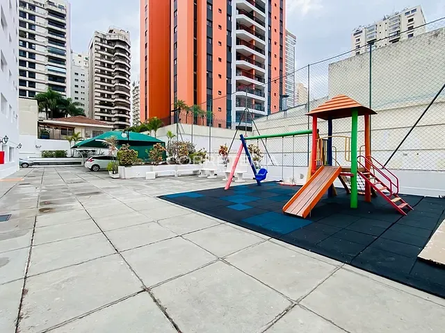 Apartamento 3 quartos e 2 banheiros, à venda, no bairro Moema em São Paulo