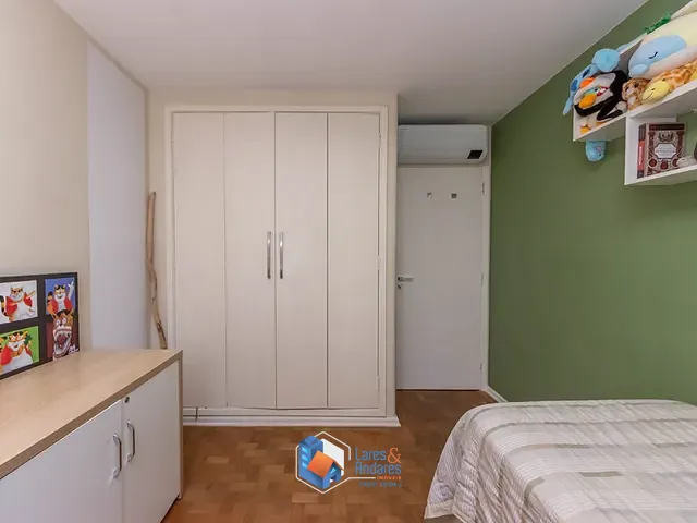 Apartamento 3 quartos e 2 banheiros, à venda, no bairro Moema em São Paulo