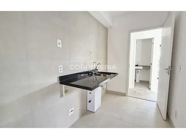 Apartamento 3 quartos e 3 banheiros, à venda, no bairro Jardim das Acácias em São Paulo