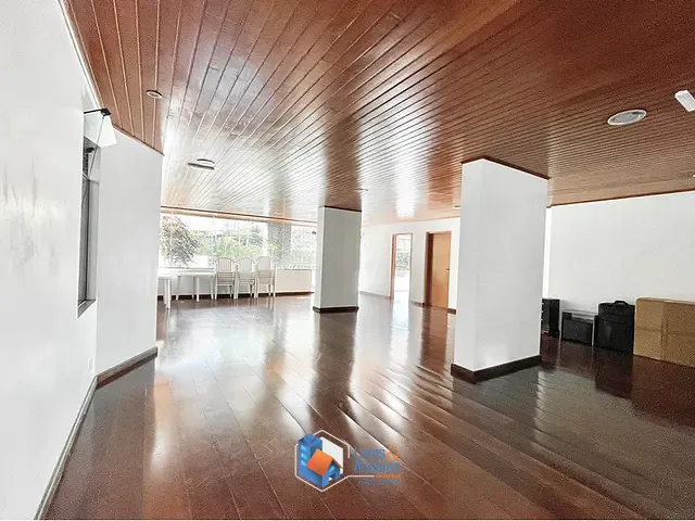 Apartamento 3 quartos e 2 banheiros, à venda, no bairro Aclimação em São Paulo