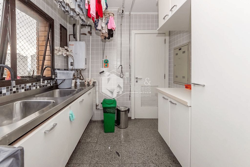 Apartamento, 4 quartos, 198 m² - Foto 2