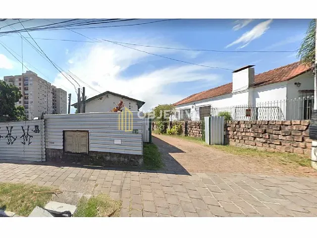 Terreno à venda, no bairro Glória em Porto Alegre