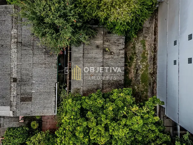 Terreno à venda, no bairro Partenon em Porto Alegre