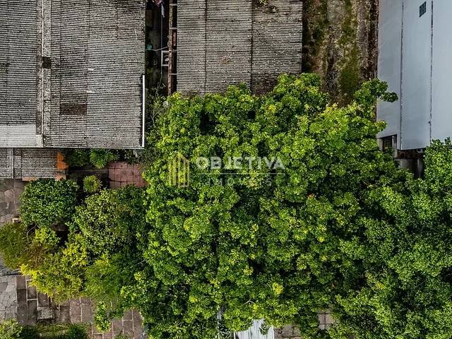 Terreno à venda, no bairro Partenon em Porto Alegre
