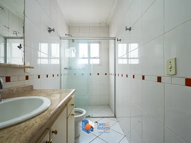 Casa 3 quartos e 4 banheiros, à venda, no bairro Campo Belo em São Paulo