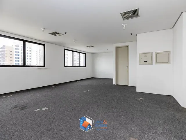 Sala à venda, no bairro Paraíso em São Paulo