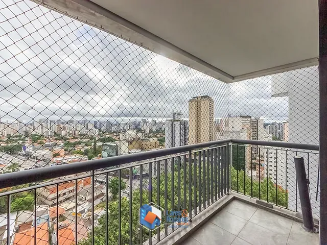 Apartamento 3 quartos e 3 banheiros, à venda, no bairro Moema em São Paulo