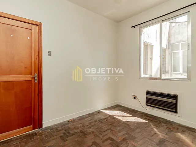 Apartamento 3 quartos e 2 banheiros, à venda, no bairro Santana em Porto Alegre