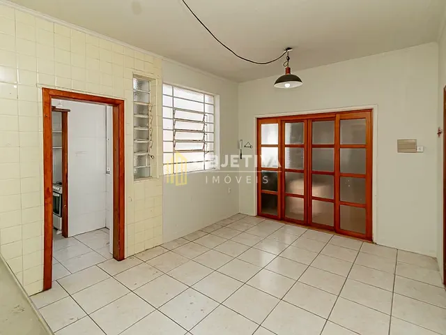 Apartamento 3 quartos e 2 banheiros, à venda, no bairro Santana em Porto Alegre
