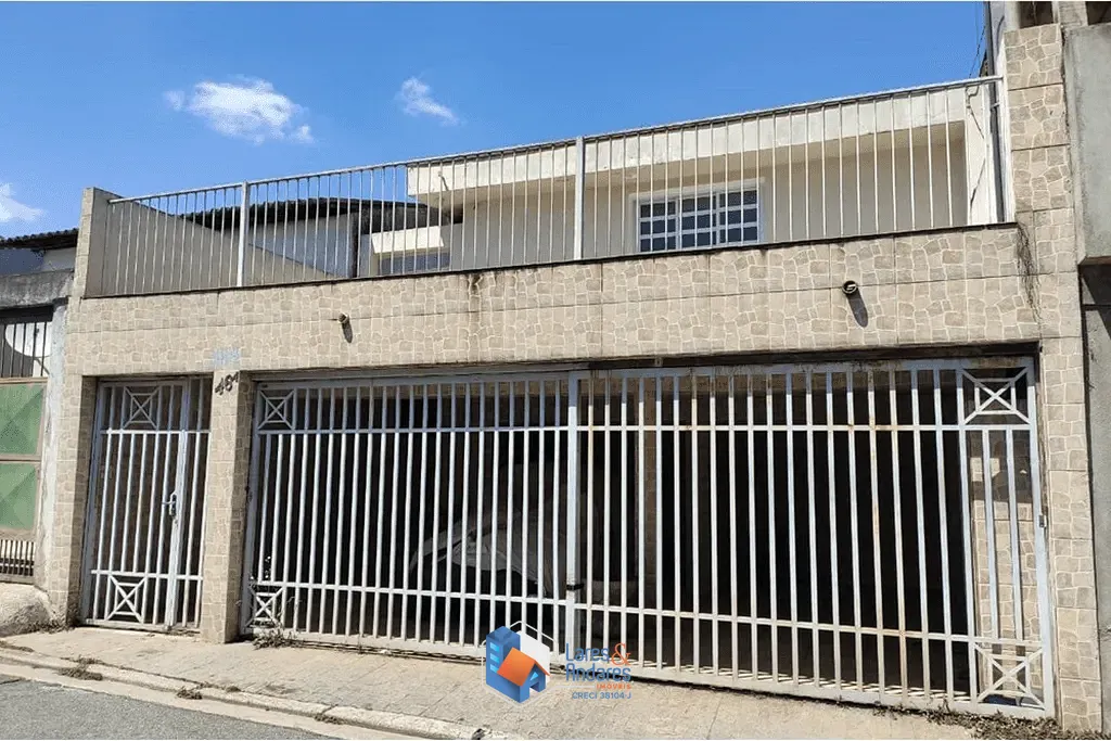 Casa, 4 quartos, 157 m² - Foto 1