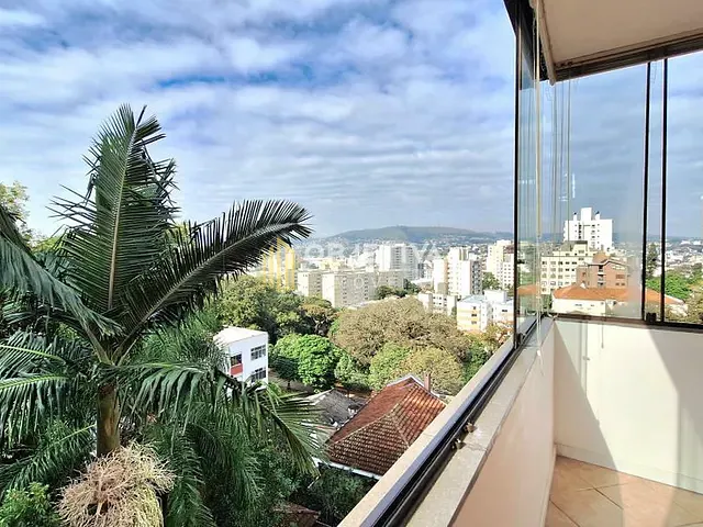 Apartamento 2 quartos e 2 banheiros, à venda, no bairro Petrópolis em Porto Alegre