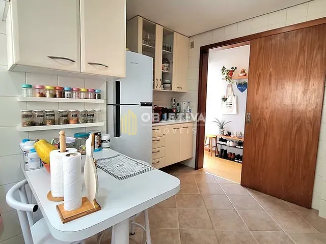 Apartamento 2 quartos e 2 banheiros, à venda, no bairro Petrópolis em Porto Alegre