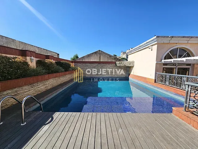 Apartamento 3 quartos e 3 banheiros, à venda, no bairro Menino Deus em Porto Alegre