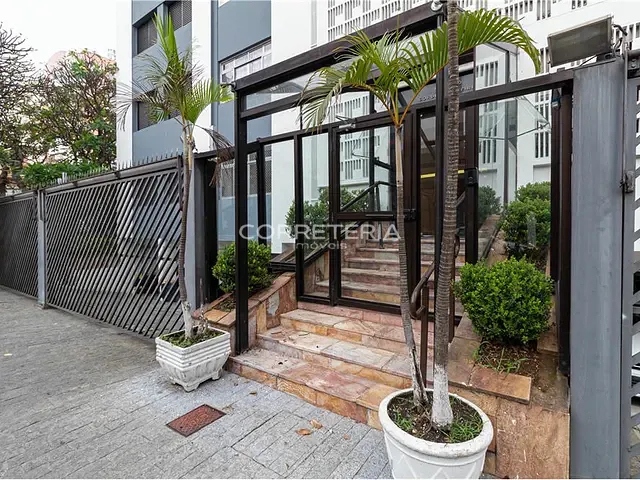 Apartamento 2 quartos e 2 banheiros, à venda, no bairro Moema em São Paulo