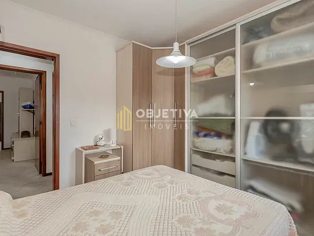Casa 3 quartos e 4 banheiros, à venda, no bairro Jardim Planalto em Porto Alegre