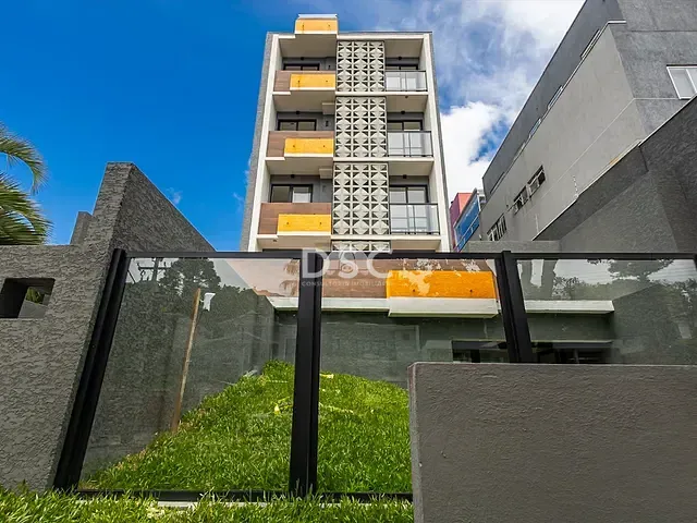 Studio 1 quarto e 1 banheiro, à venda, no bairro Bom Retiro em Curitiba