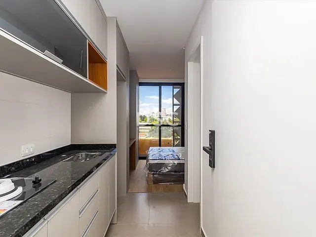 Studio 1 quarto e 1 banheiro, à venda, no bairro Bom Retiro em Curitiba