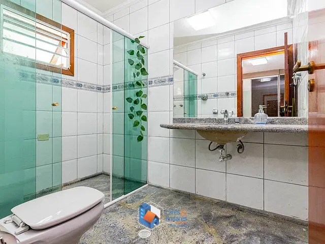 Casa 4 quartos e 6 banheiros, à venda, no bairro Vila Anhanguera em São Paulo