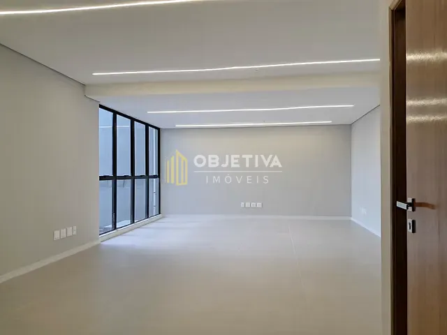 Sala à venda, no bairro Santana em Porto Alegre