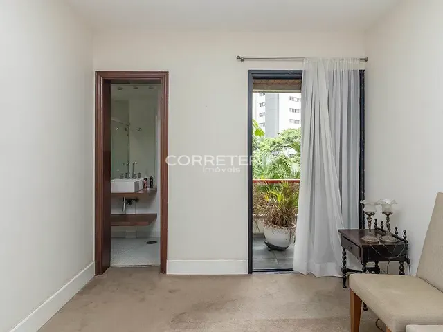 Apartamento 4 quartos e 4 banheiros, à venda, no bairro Itaim Bibi em São Paulo