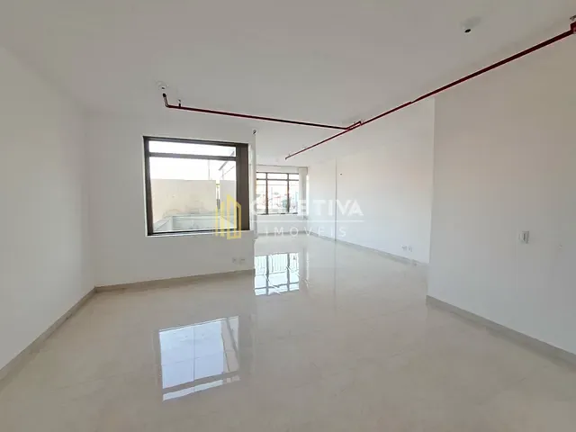 Sala à venda, no bairro Floresta em Porto Alegre