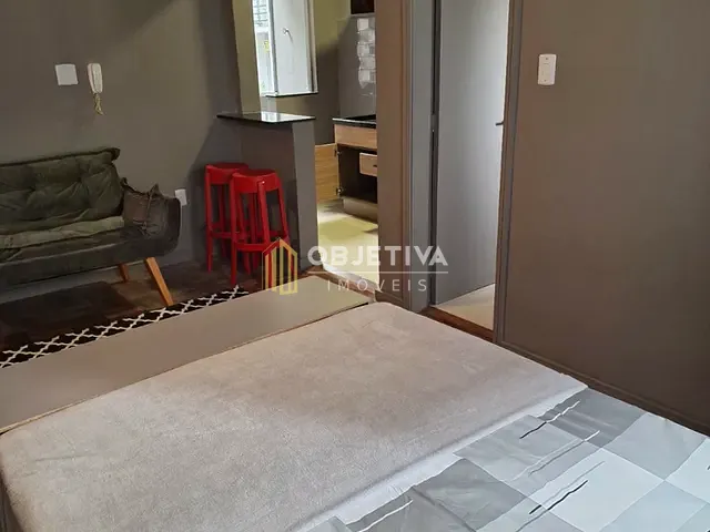 Apartamento 1 quarto e 1 banheiro, à venda, no bairro Menino Deus em Porto Alegre