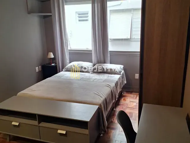 Apartamento 1 quarto e 1 banheiro, à venda, no bairro Menino Deus em Porto Alegre