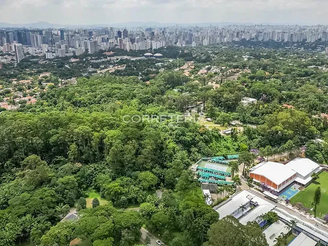 Terreno à venda, no bairro Chácara Flora em São Paulo