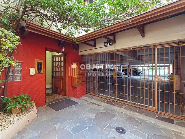 Apartamento 2 quartos e 2 banheiros, à venda, no bairro Azenha em Porto Alegre