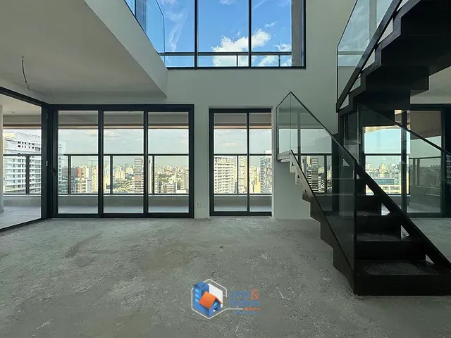 Cobertura / Penthouse 4 quartos e 6 banheiros, à venda, no bairro Moema em São Paulo