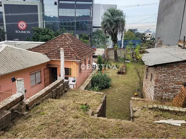 Terreno à venda, no bairro Glória em Porto Alegre