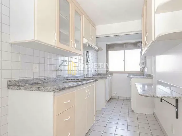 Apartamento 3 quartos e 2 banheiros, à venda, no bairro Cristo Redentor em Porto Alegre