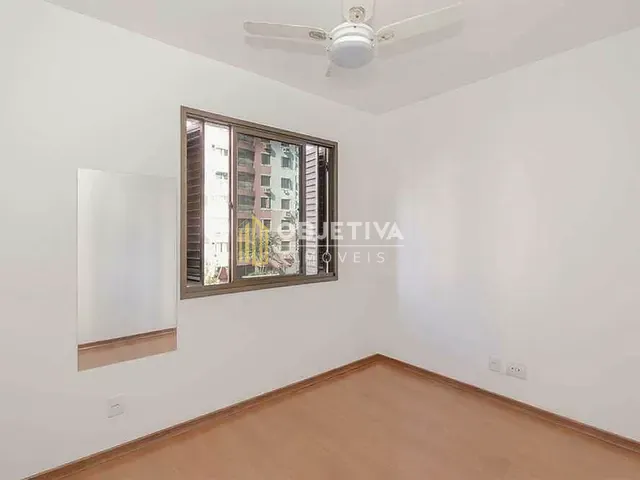 Apartamento 3 quartos e 2 banheiros, à venda, no bairro Cristo Redentor em Porto Alegre