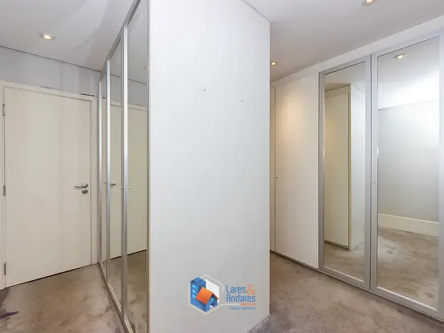 Apartamento 4 quartos e 5 banheiros, à venda, no bairro Vila Uberabinha em São Paulo