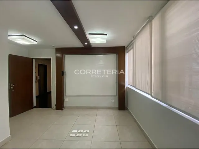 Sala à venda, no bairro Perdizes em São Paulo
