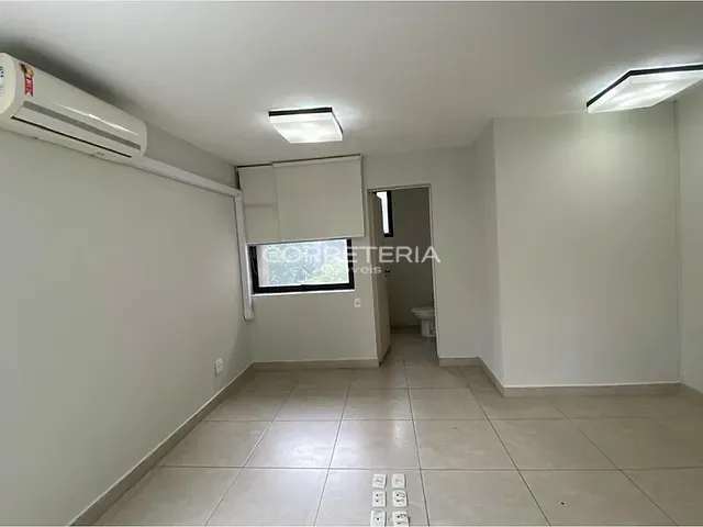 Sala à venda, no bairro Perdizes em São Paulo