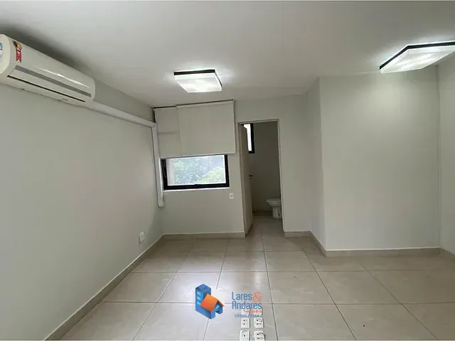 Sala à venda, no bairro Perdizes em São Paulo