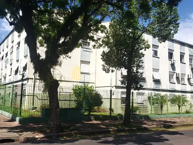 Apartamento 2 quartos e 1 banheiro, à venda, no bairro São Sebastião em Porto Alegre