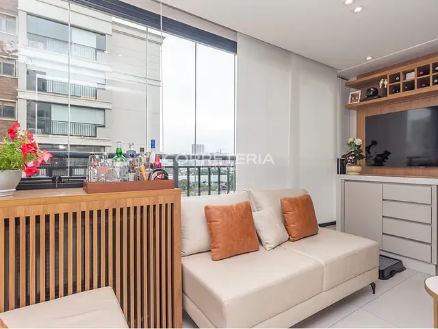 Apartamento 2 quartos e 2 banheiros, à venda, no bairro Água Branca em São Paulo