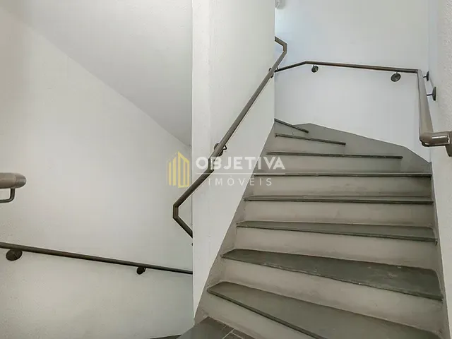 Apartamento 2 quartos e 2 banheiros, à venda, no bairro Cidade Baixa em Porto Alegre